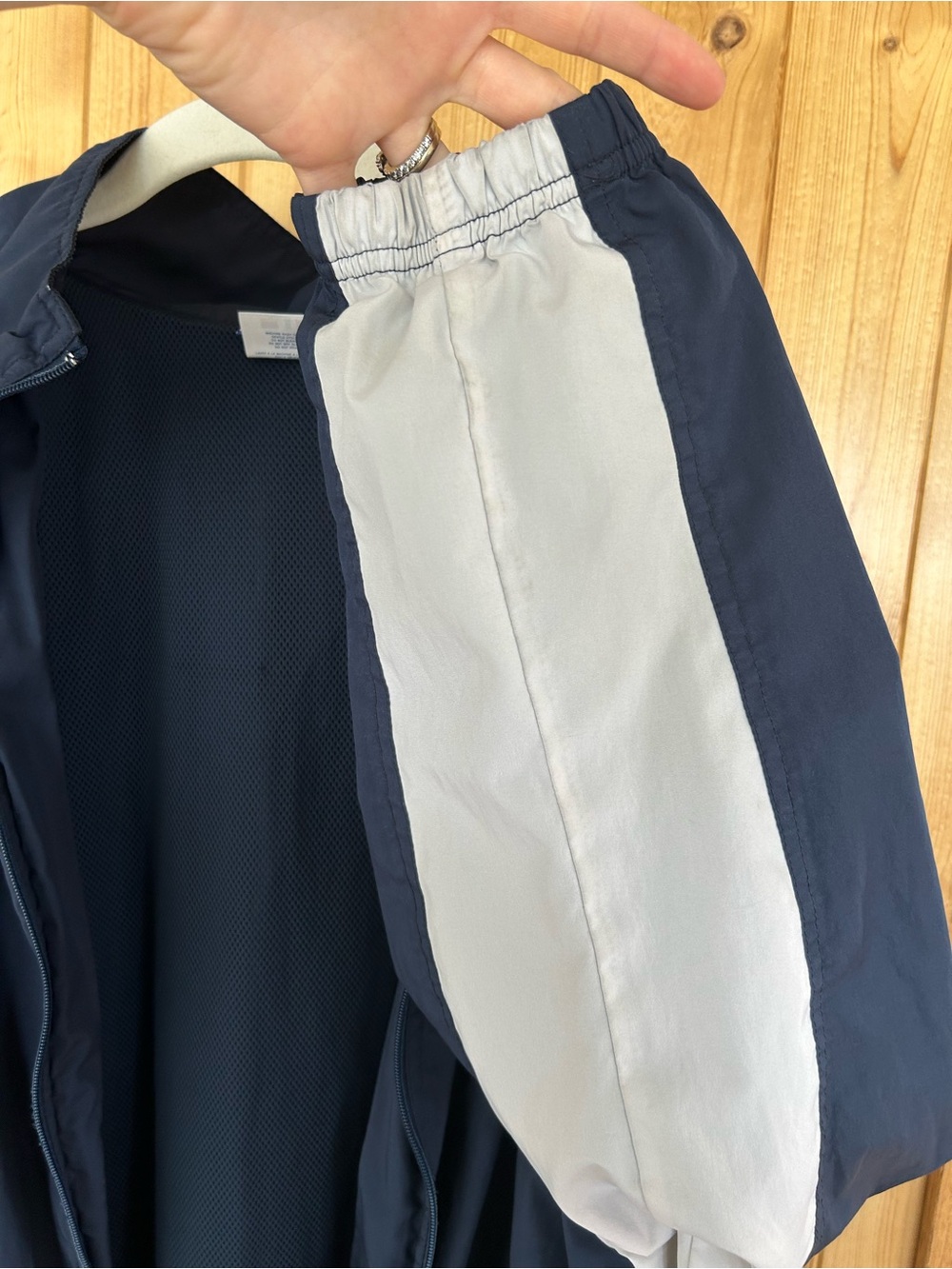 Vintage Reebok Men's Navy Blue Windbreaker Jacket Size Large - Picture 9 of 10